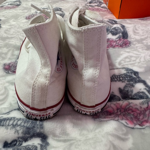 converse - Picture 3 of 5